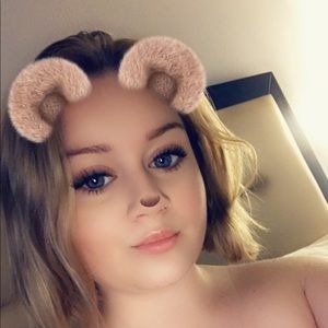 Meet your Posher, Brianna